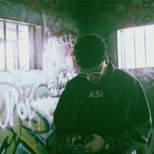 Meet your Posher, Victor